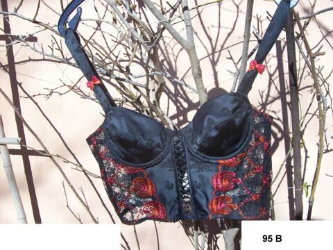 Soutien gorge , bustier , lingerie ... 5 Martigues (13)