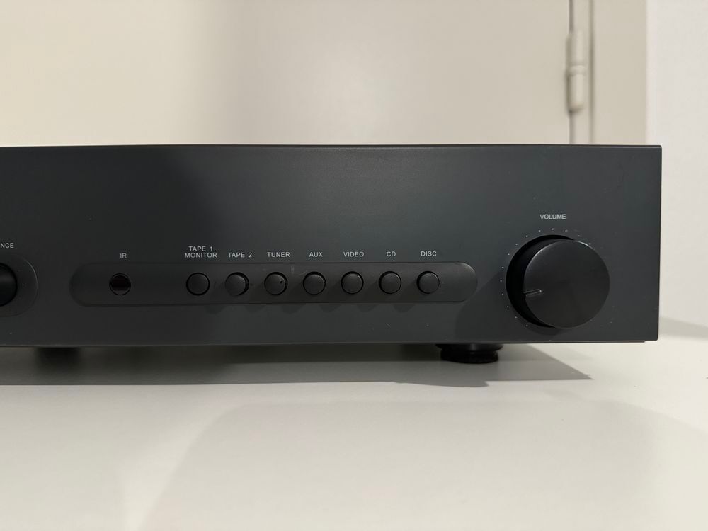 Amplificateur NAD C300 en tr&egrave;s bon &eacute;tat Audio et hifi
