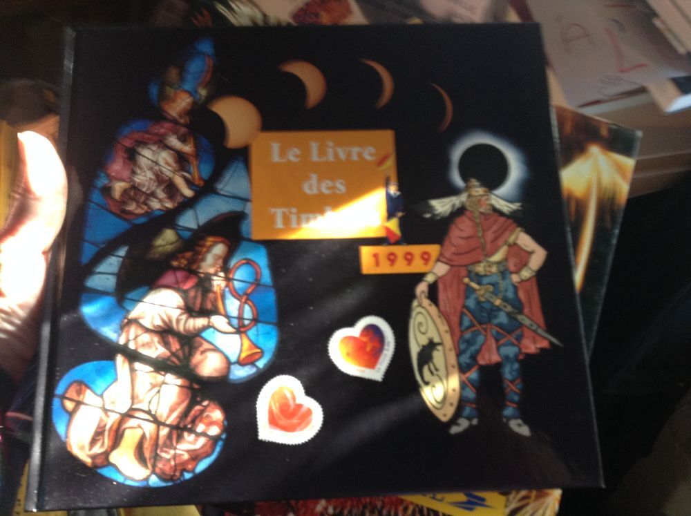 Le livre des timbres 1999 Livres et BD
