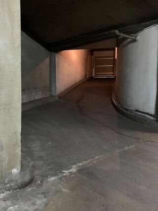  Parking / Garage � louer 12 m�