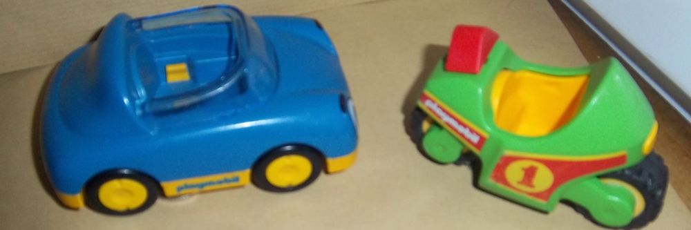 Playmobil voiture cabriolet bleu et moto verte Jeux / jouets