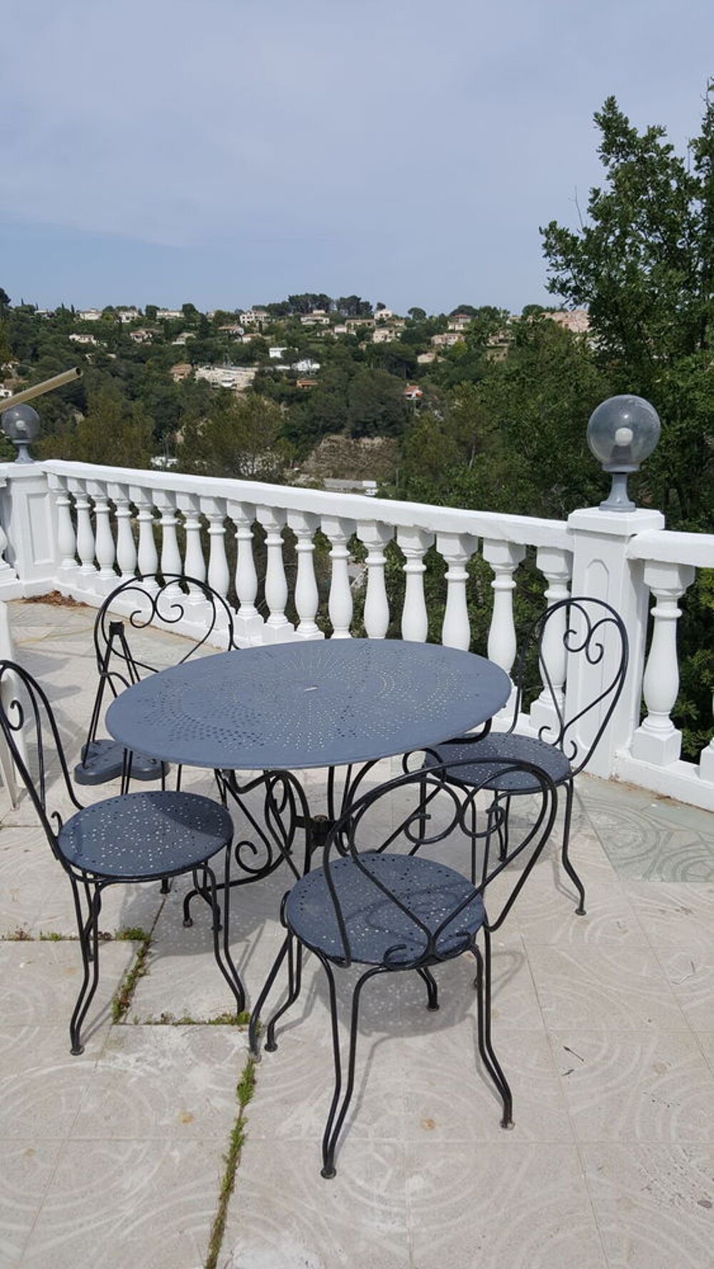 table ronde fer forg&egrave; Jardin