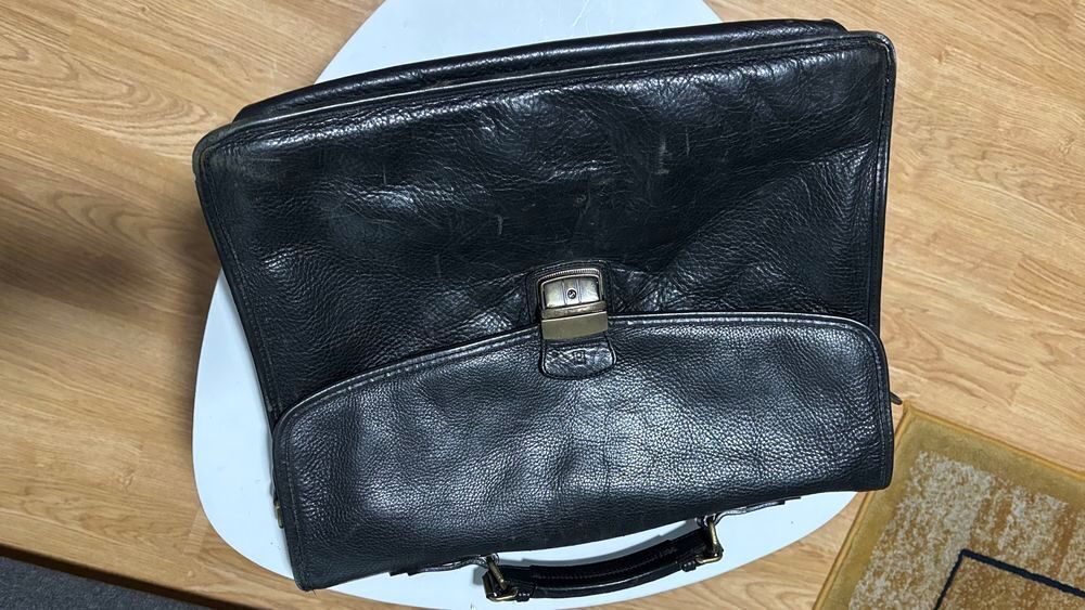 Cartable cuir v&eacute;ritable Maroquinerie