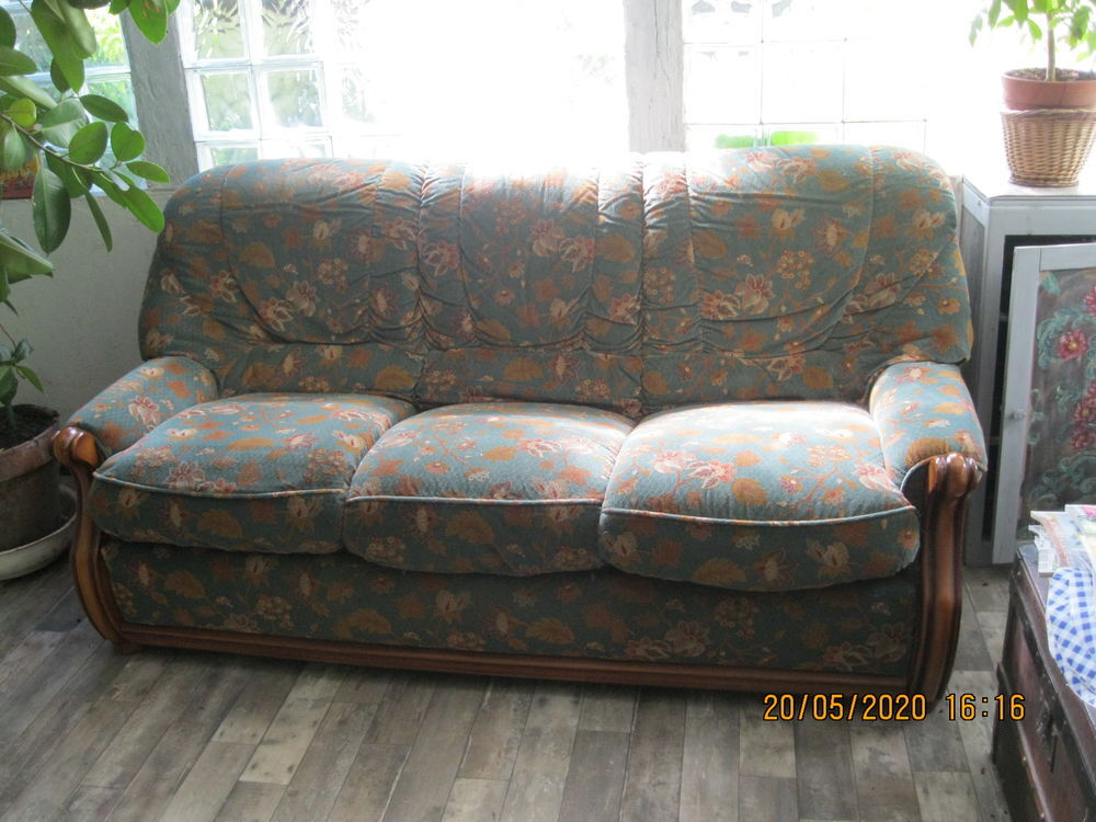 canap&eacute; 3 places plus 1 fauteuil Meubles