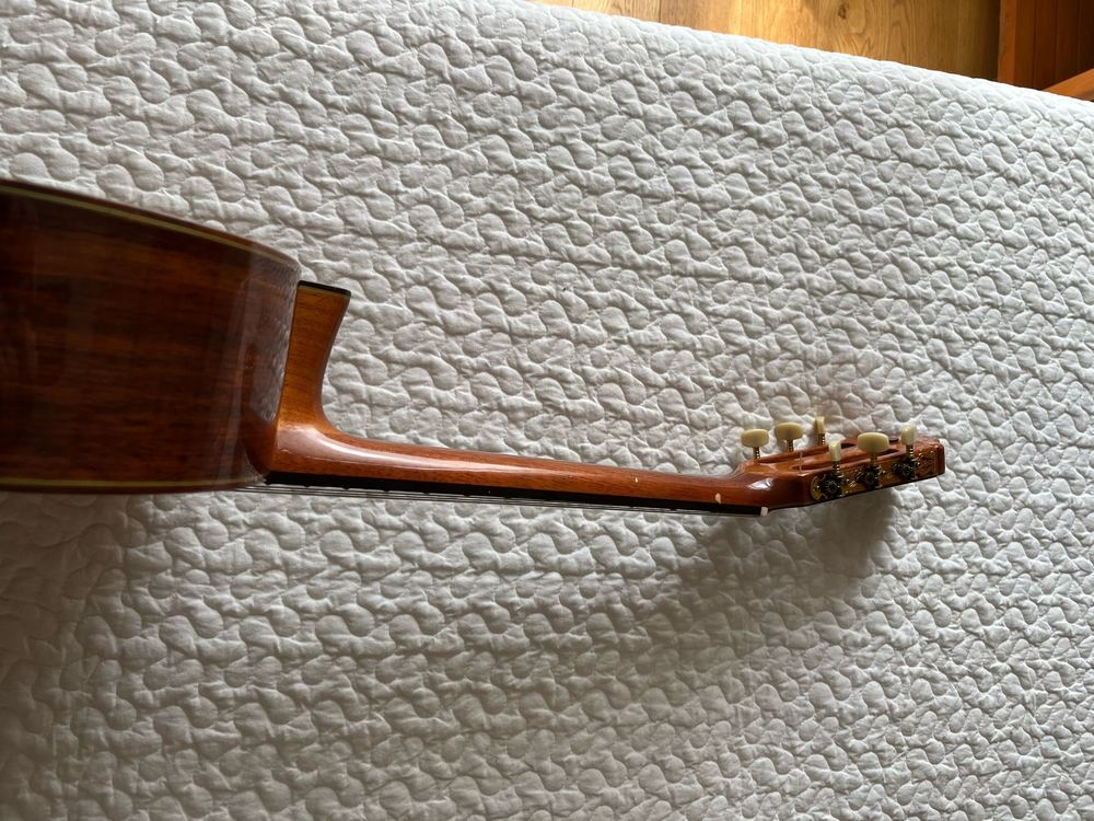 Guitare classique de luthier Instruments de musique