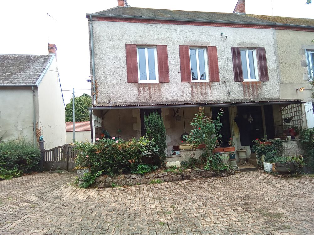 Vente Maison Grande maison familiale avec jardin et dépendances Treignat