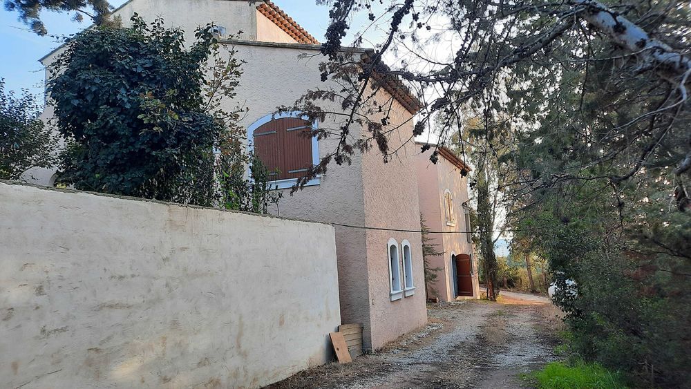 Vente Maison belle demeure 172 m2 sur terrain de 2730m2 proche commodités La seyne-sur-mer