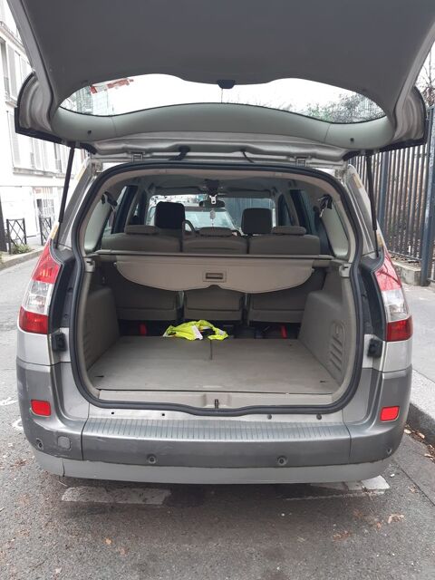 Renault Grand Sc&eacute;nic II Grand Scenic 2.0 16v Confort Authentique 2005 occasion Paris 75020