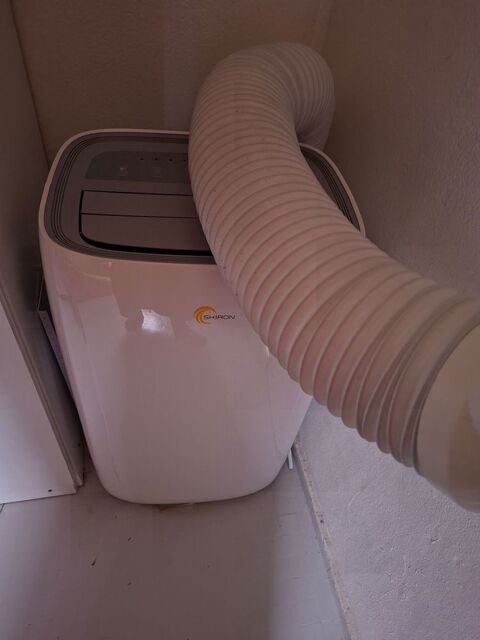 Climatiseur mobile local Skiron - 
350 Lamentin (97)