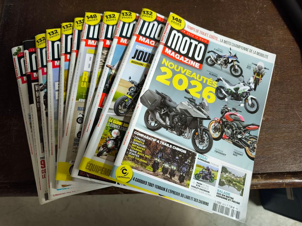 Magazine "Moto Magazine" ann&eacute;e 2025 Livres et BD
