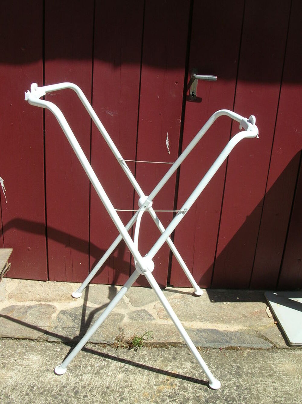 baignoire pour b&eacute;b&eacute; sur pieds pliables Puériculture