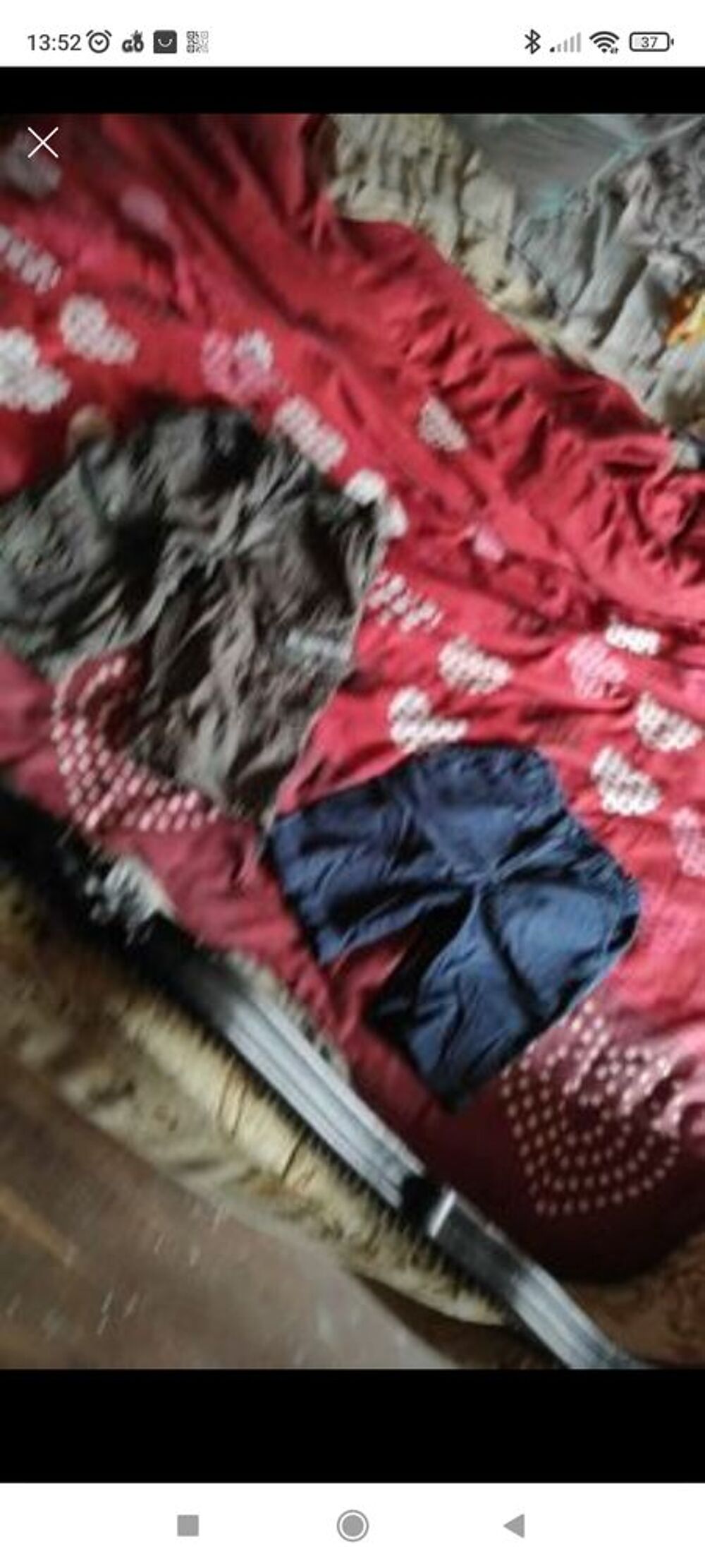 4€ deux short taille 6 ans Vêtements enfants