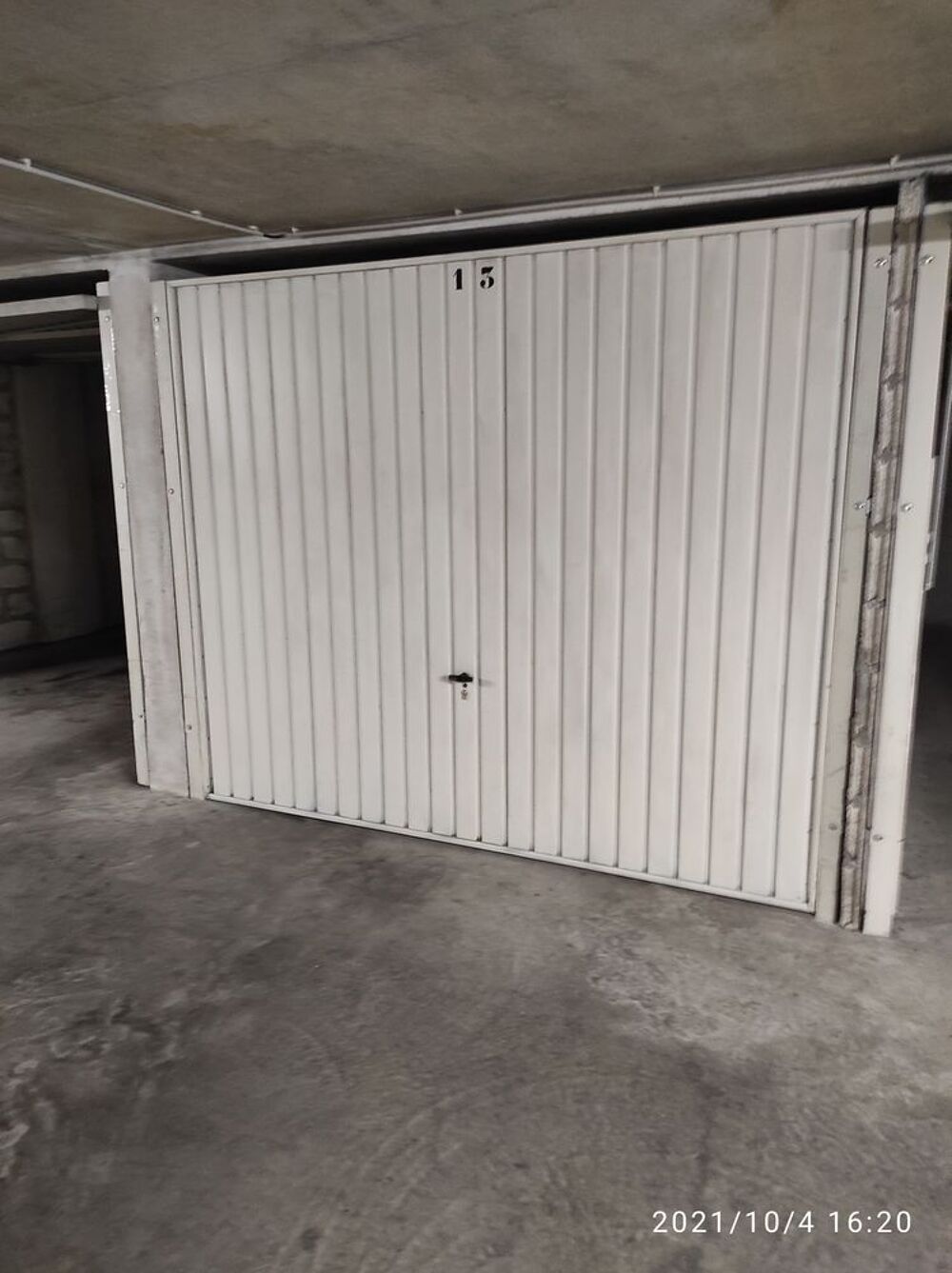 Location Parking/Garage GARAGE VILLEURBANNE DANS RESIDENCE FERMEE Villeurbanne