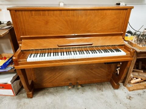 Piano droit Pleyel avec syst�me silencieux de 1936 4500 Montpellier (34)