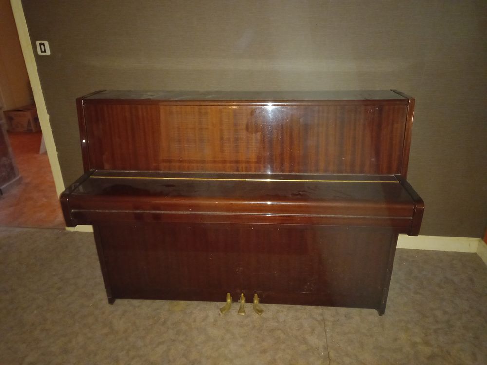 Piano Yamaha cadre m&eacute;tallique Instruments de musique