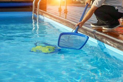 PISCINISTE COMFIRMàE 12ANS EXPàRIENCE. 0 74130 Bonneville