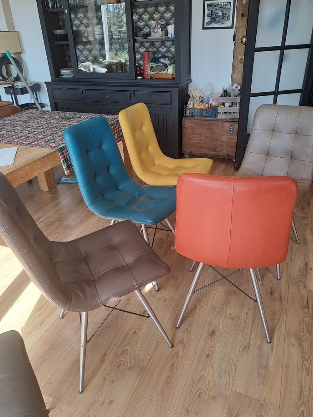 Chaises cuir Meubles