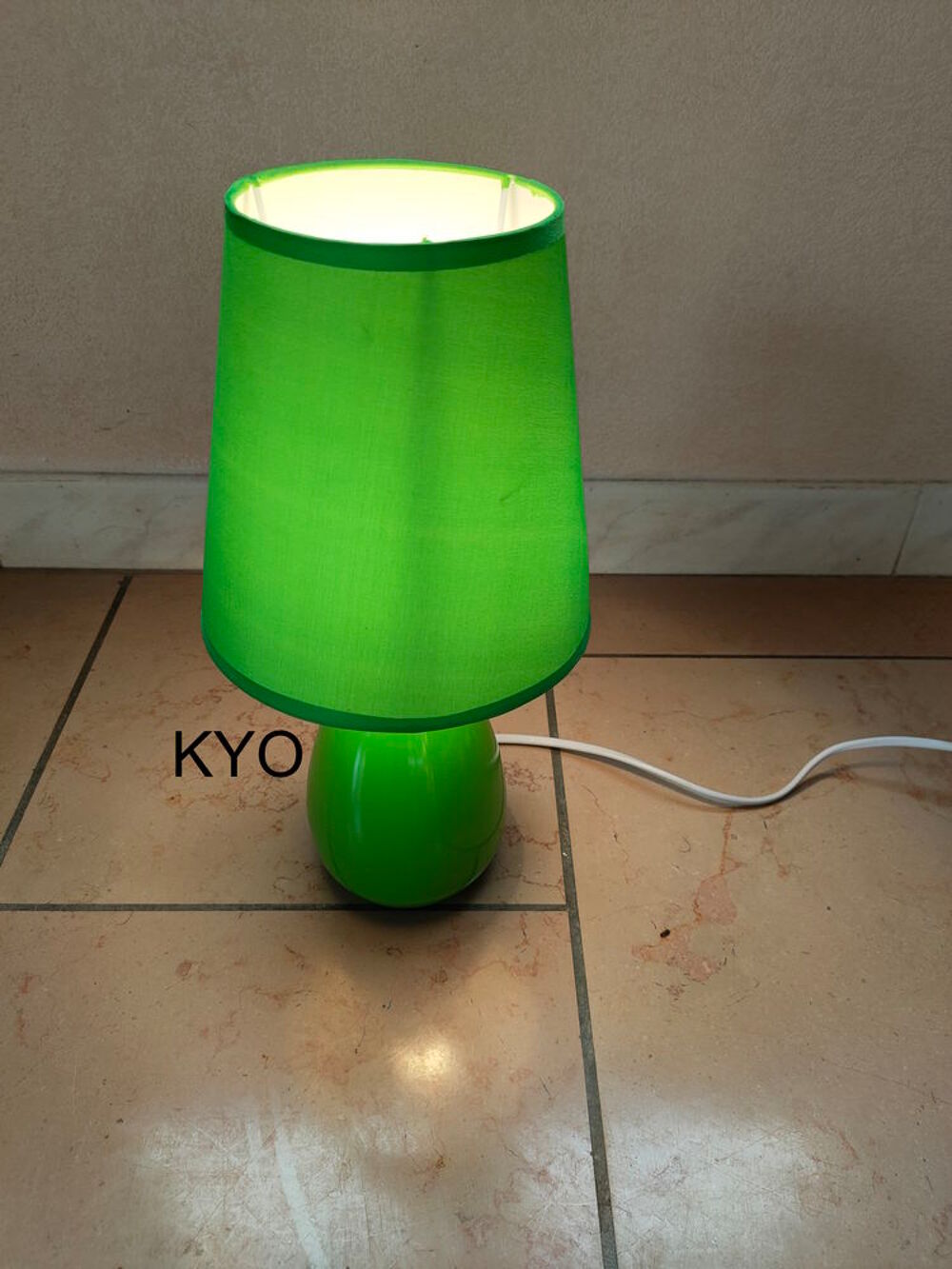 Lampe chevet vert conique cylindre rond design c&eacute;ramique Décoration