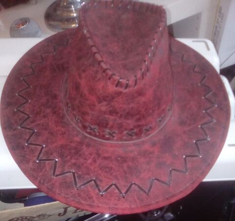 chapeau 8 Beauchamp (95)