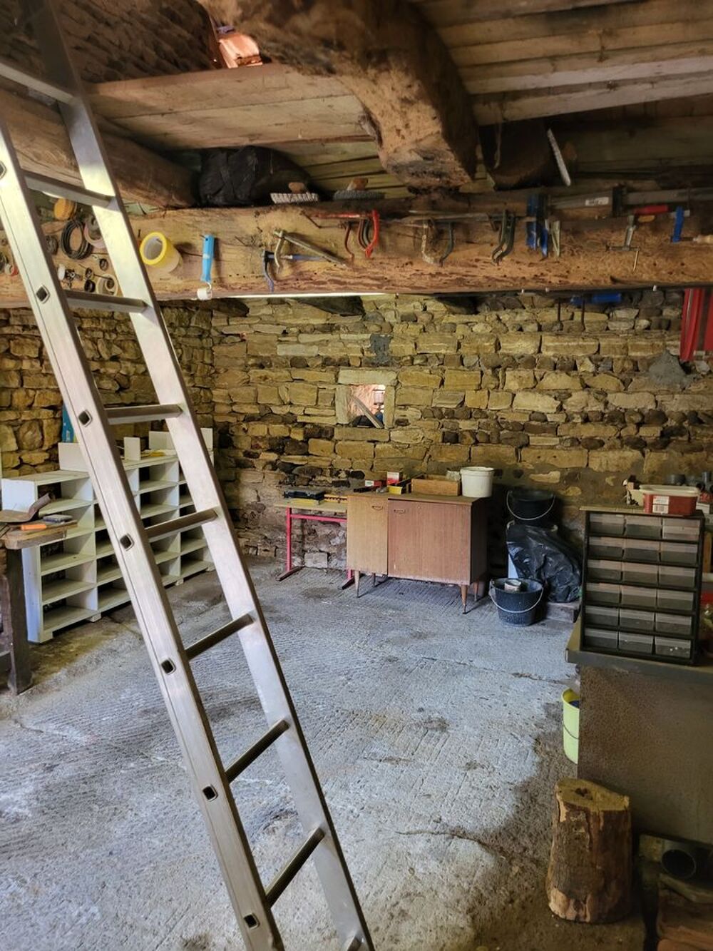 Bricolage 
Outillage Divers bonne &eacute;tat. Bricolage