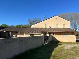  Maison à vendre 14 pièces 225 m²