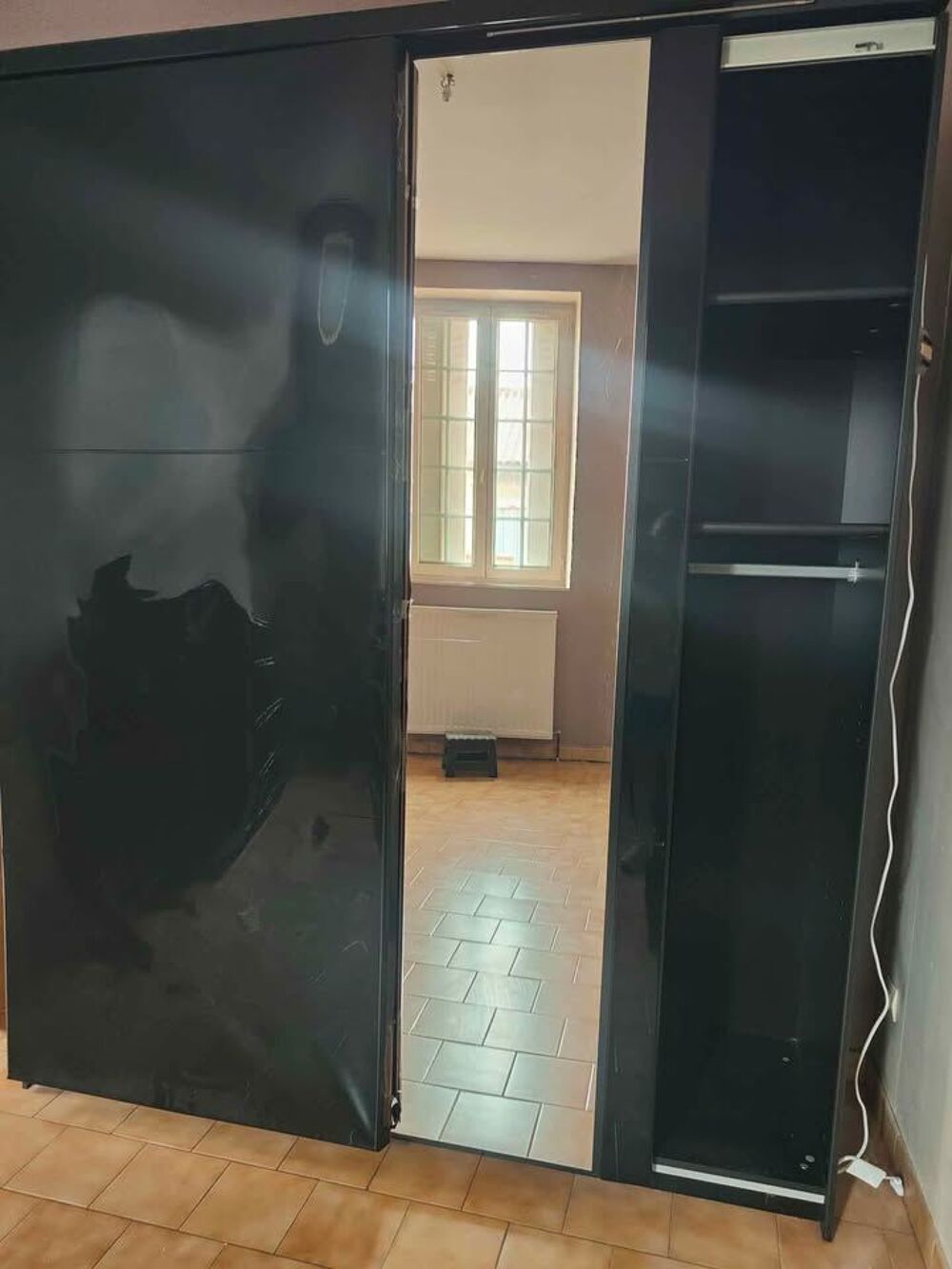 bonne affaire chambre noire jusqu'au 29/07/26 Meubles
