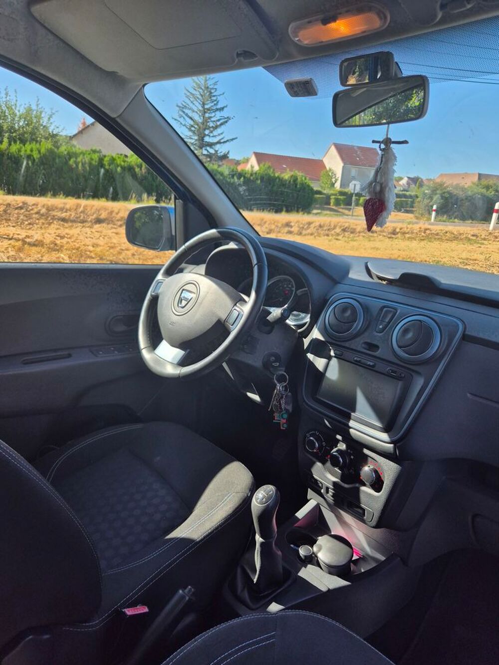 Lodgy TCe 115 7 places Stepway 2017 occasion 71390 Sassangy