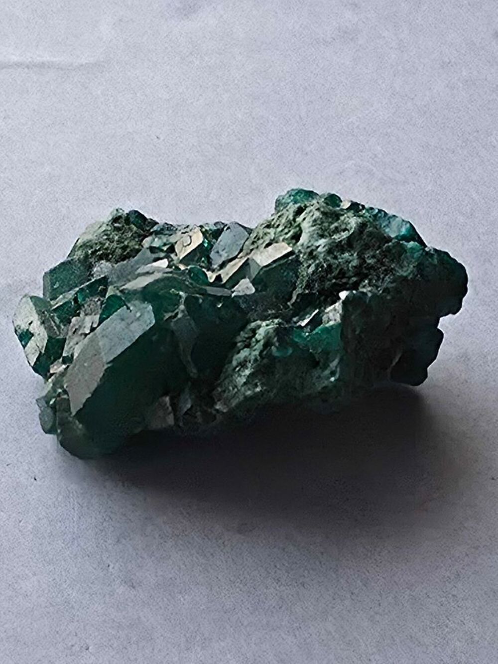 Dioptase Cristallis&eacute;e du Katanga (RDC)-Sp&eacute;cimen de Collection 