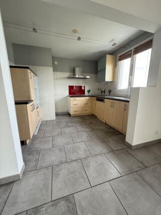  Appartement à vendre 5 pièces 94 m²