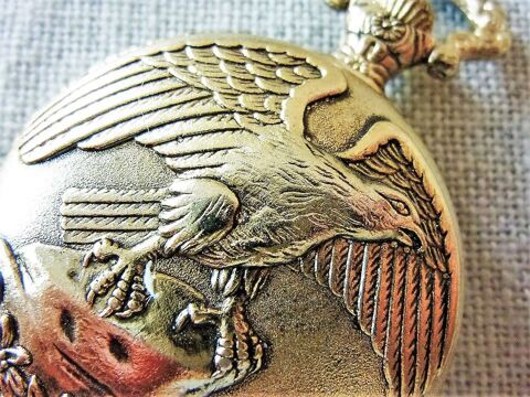 LUC DESROCHES montre gousset AIGLE 1980 GOC0063 80 Metz (57)