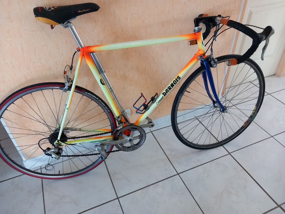 VELO DE COURSE Vélos