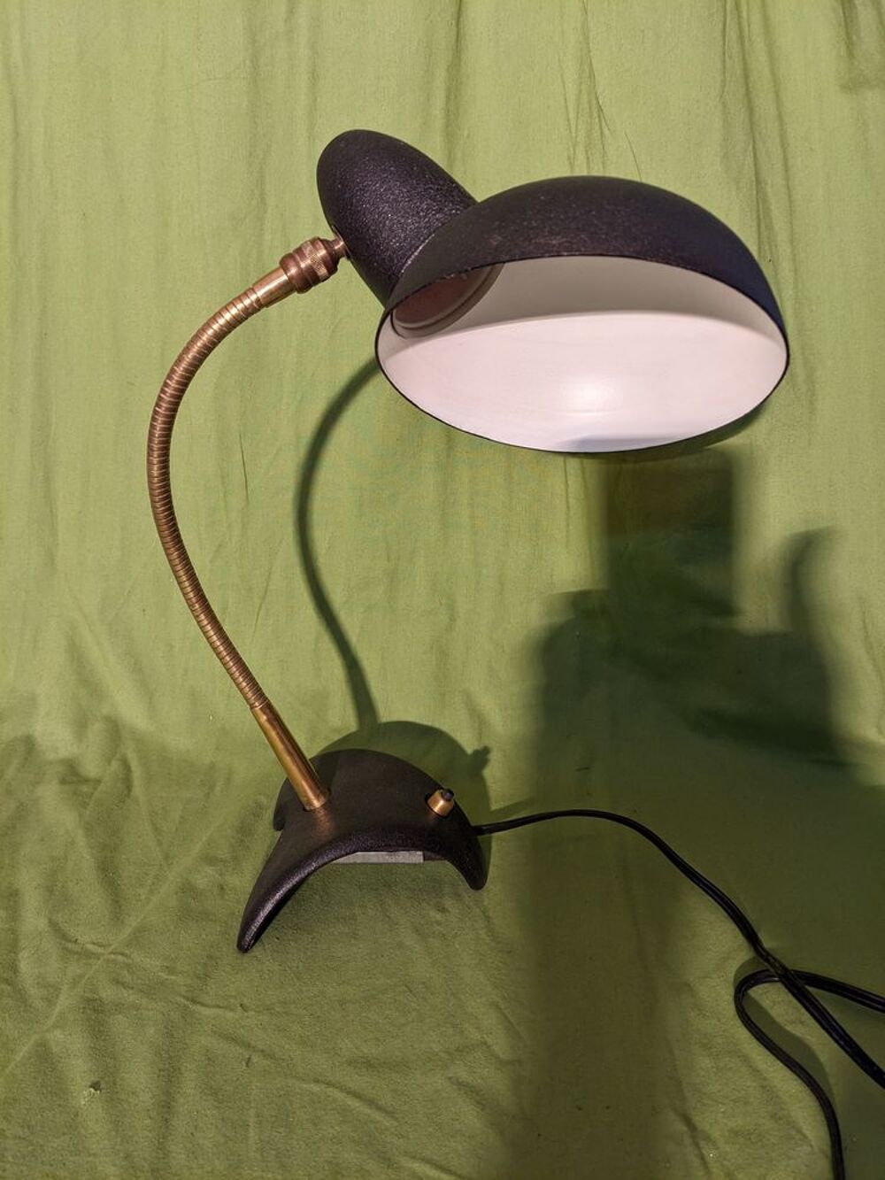 Lampe de bureau articul&eacute;e de Jean Boris Lacroix ann&eacute;es 50
Di Décoration