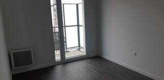  Appartement à louer 3 pièces 65 m²