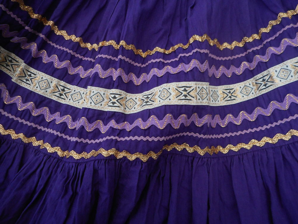 Jupe circulaire violette 1960 T 36/38 Vêtements