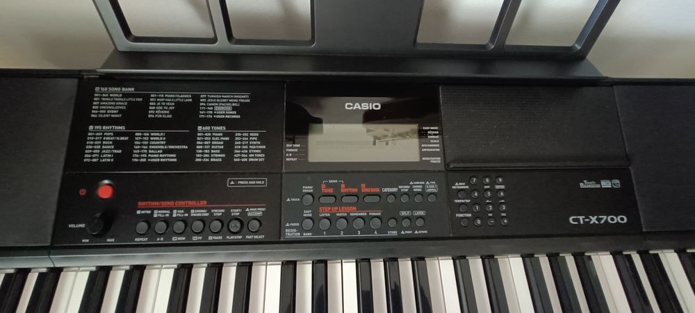 Synth&eacute;tiseur Casio CT-X700 Instruments de musique