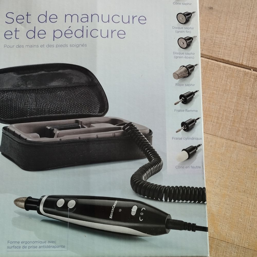 set manucure et p&eacute;dicure Electroménager