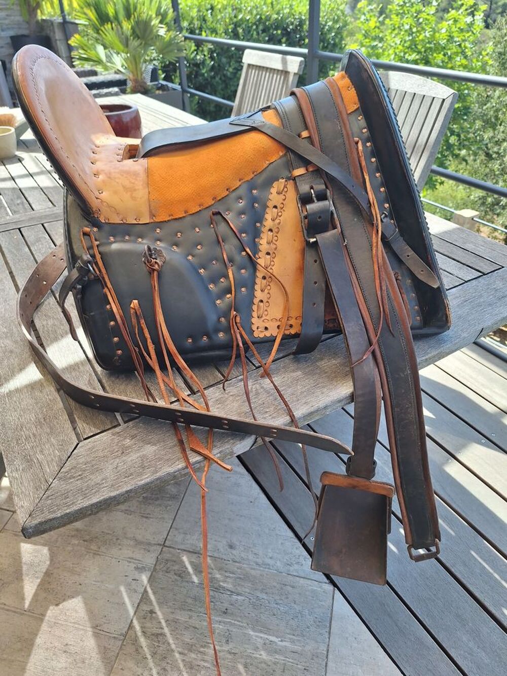 Selle de cheval espagnole vaquera ancienne Sports