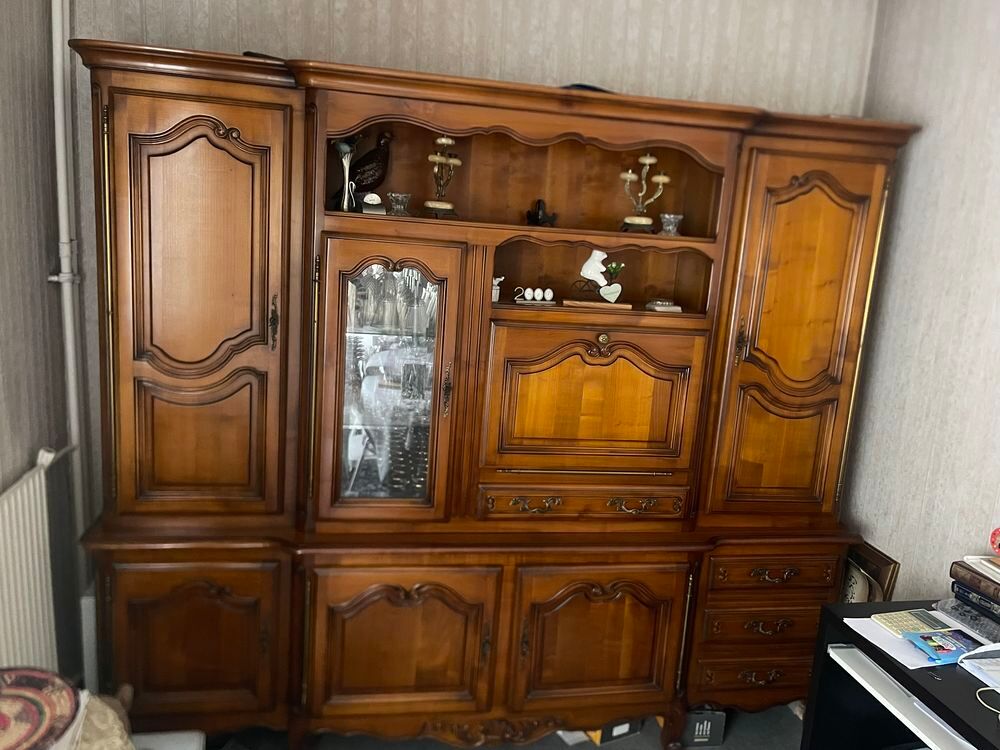 grand buffet vaisselier style Louis XV Meubles