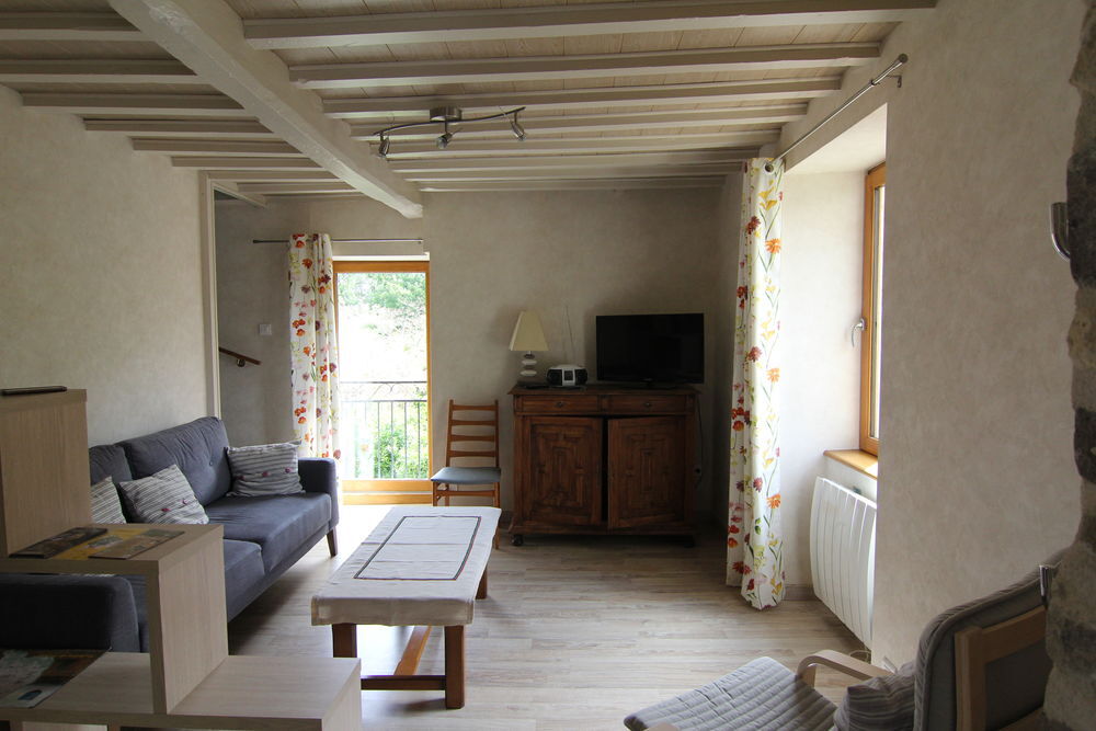    Auvergne - Gîte au calme à la campagne près de Billom. Auvergne, Saint-Julien-de-Coppel (63160)