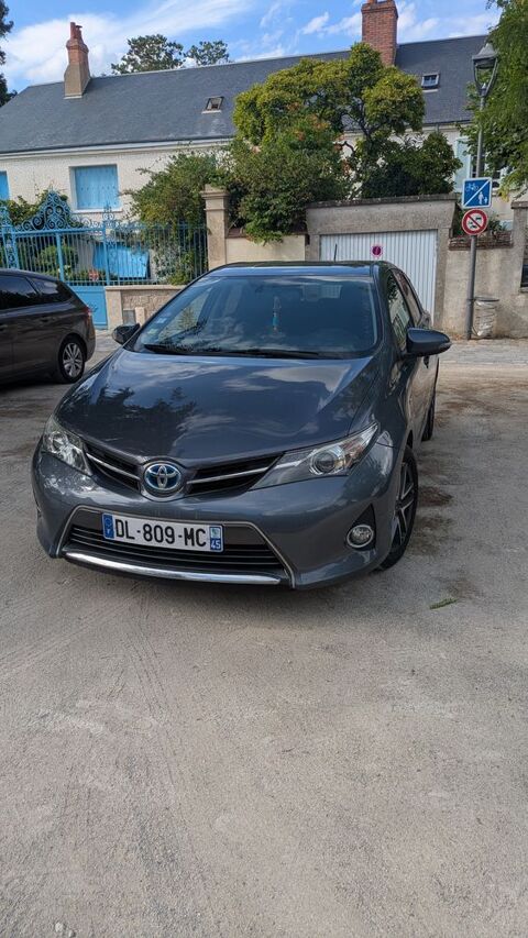 Toyota Auris Hybride 136h Dynamic 15 2014 occasion Olivet 45160