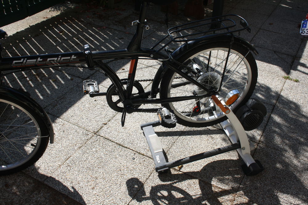 v&eacute;lo pliable +home trainer Vlos