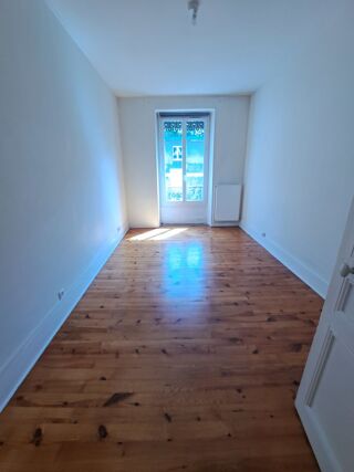  Appartement � louer 2 pi�ces 63 m�