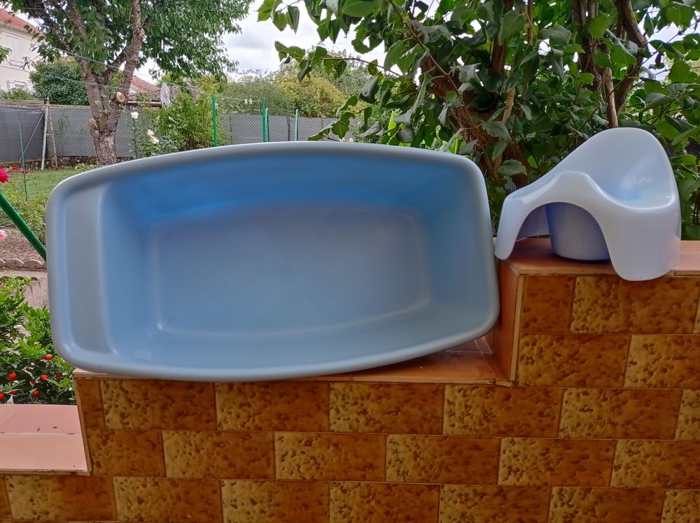 BEBE BAIGNOIRE ET POT Meubles
