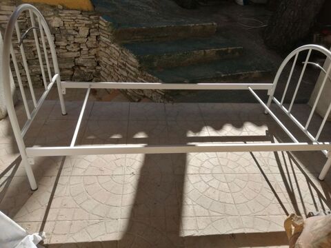 un lit 1 place ( standard) en mtal 70 Septmes-les-Vallons (13)