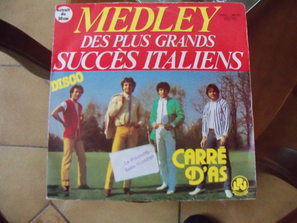 Vinyles 45t Lot 3 CD et vinyles