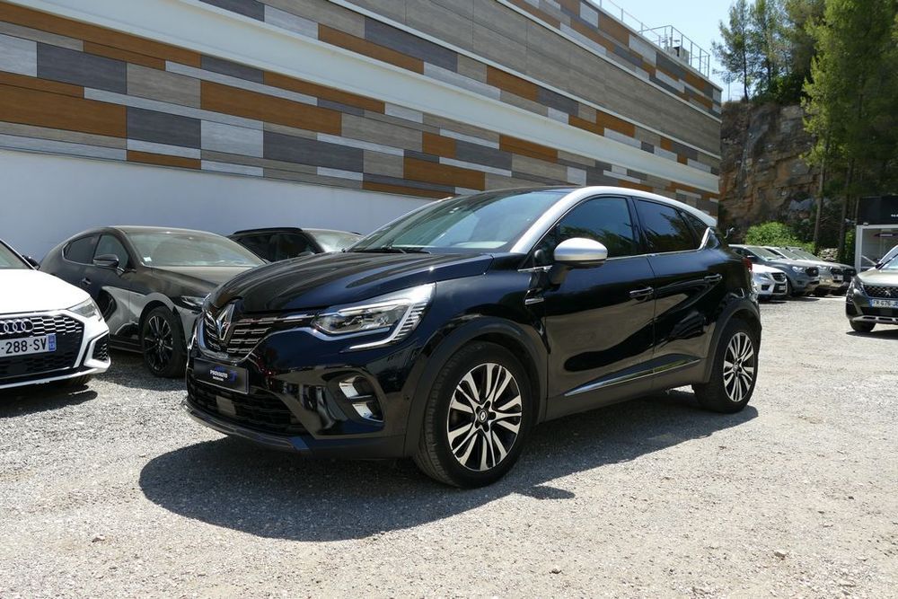 Captur E-Tech Plug-in 160 - 21 R.S. Line 2021 occasion 13600 La Ciotat