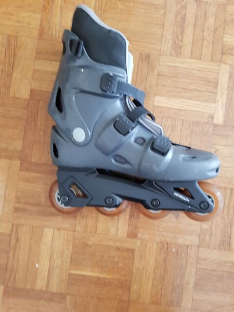 Rollers Decathlon 18 Paris 20 (75)