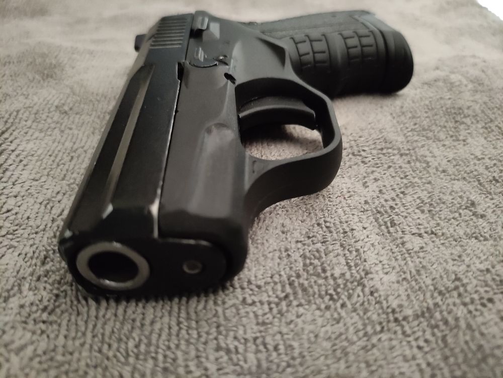 Pistolet 9mm ( 380 ACP) neutraliser 