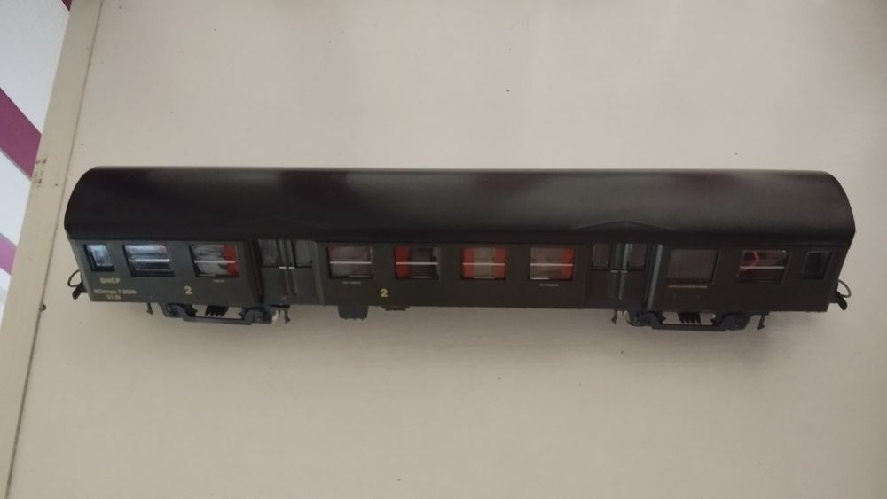 Voiture SNCF verte &eacute;clair&eacute;e Ho Jeux / jouets
