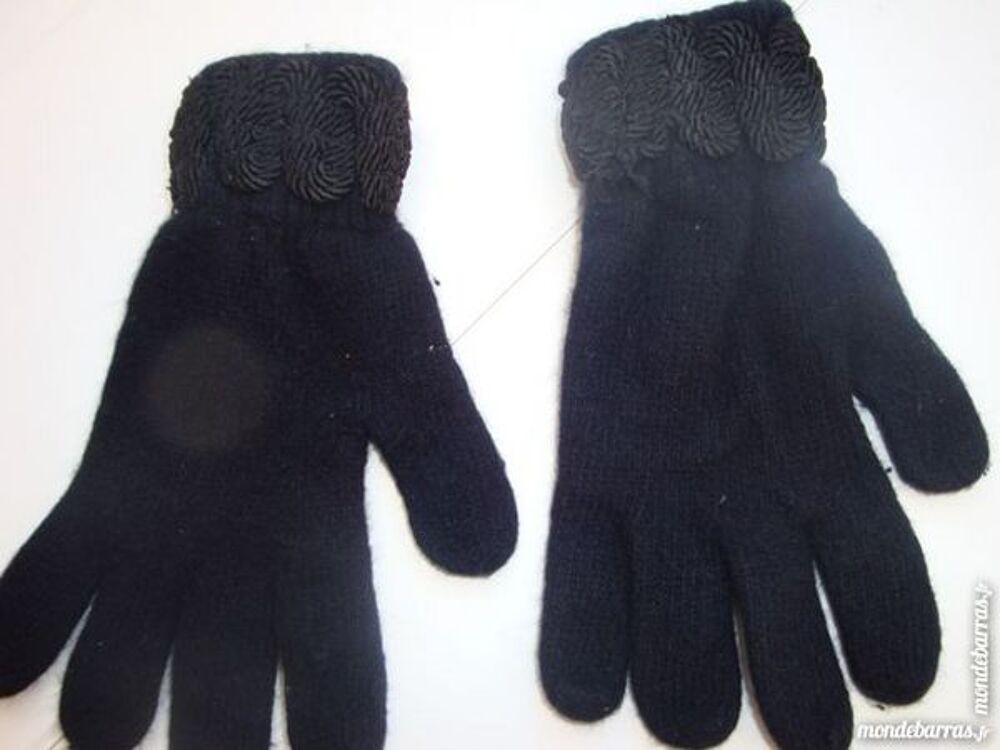 Gants noirs en laine poignet fantaisie Vêtements